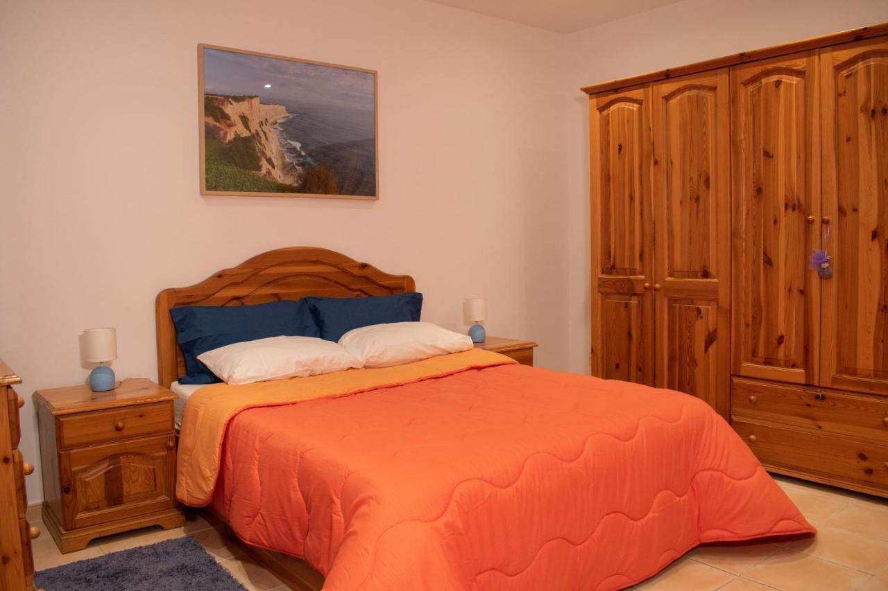 Spacious 3 Bedroom Apartment In Marsascala Marsaskala Kültér fotó